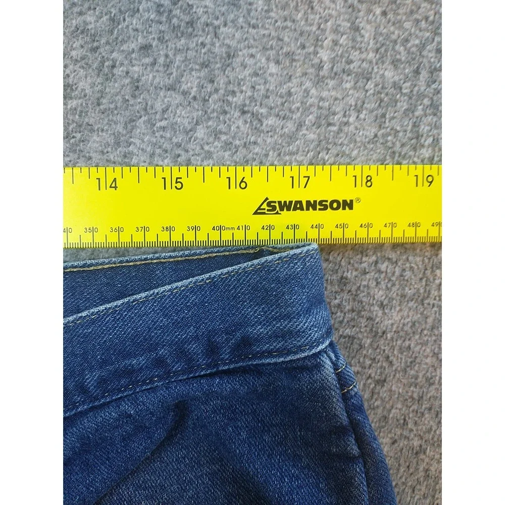 Wrangler Premium Quality Authentic Mens Straight Leg Blue Jean 34x32 Medium Wash